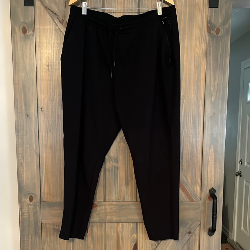 Old Navy Men's Black Joggers Size XXL Never Worn